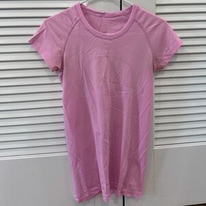 lululemon swiftly short sleeve size 6